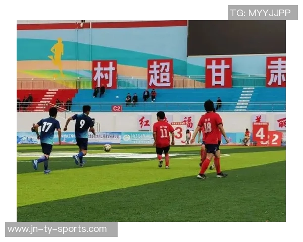 火热足球星闪耀绿茵赛场点燃激情引领新一代追逐梦想